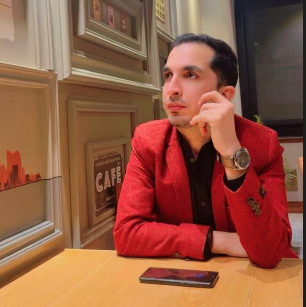 Ahmad Bakhtiar, travel consultant